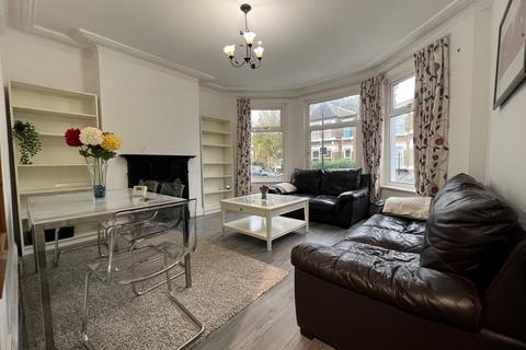 2 bedroom ground floor flat to rent, Marlborough Road, Bowes Park N22