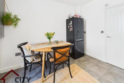 3 bedroom terraced house to rent, Easthorpe Street, Ruddington