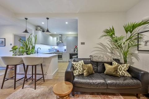 2 bedroom flat for sale, Delamere Road, Wimbledon, London, SW20