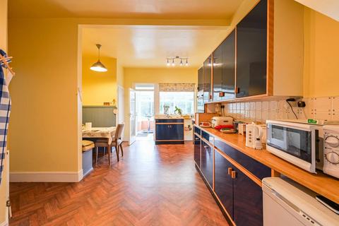 undefined, Belle Vue Road, Walthamstow, London, E17