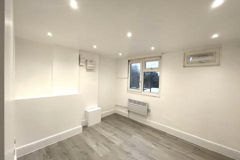 undefined, Hindhead Gardens, Northolt UB5