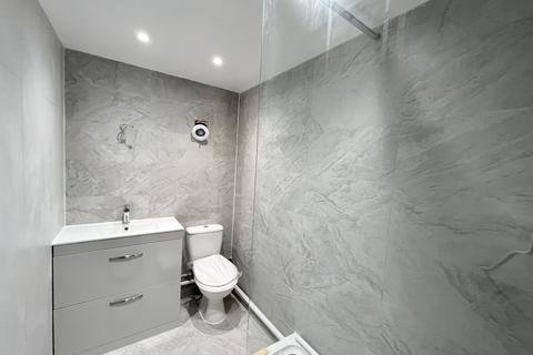 undefined, Hindhead Gardens, Northolt UB5