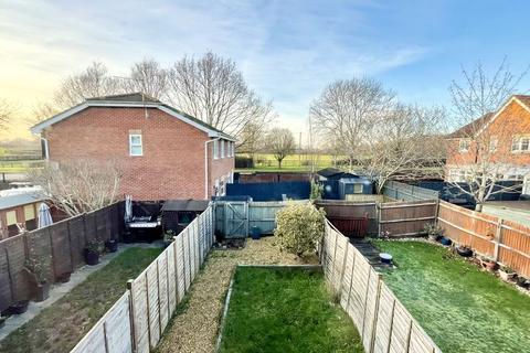 2 bedroom terraced house for sale, Arthurs Gardens, Grange Park, Hedge End, SO30