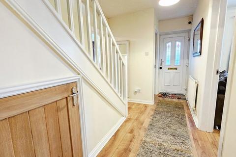 4 bedroom detached house for sale, Oulton Avenue, Hereford HR2
