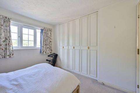 undefined, Selhurst Close, Wimbledon Common, London, SW19