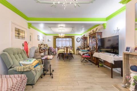 undefined, Powys Lane, Southgate, London, N13