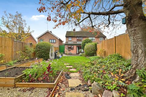 3 bedroom semi-detached house for sale, Cherwell Road, Loughborough LE12