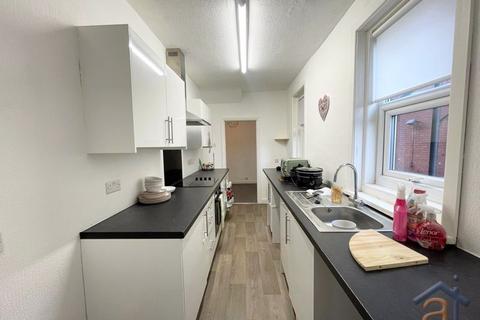 undefined, To Let - Trafalgar Road, Birkdale, Southport - Ground Floor Apartment