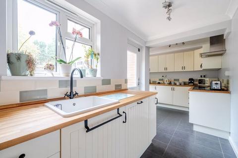 3 bedroom semi-detached house for sale, Medway Avenue, Yalding