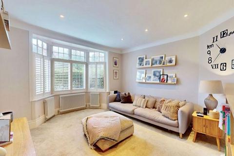 undefined, Temple Fortune Lane, Hampstead Garden Suburb Border, NW11