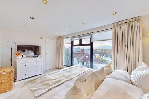 undefined, Temple Fortune Lane, Hampstead Garden Suburb Border, NW11