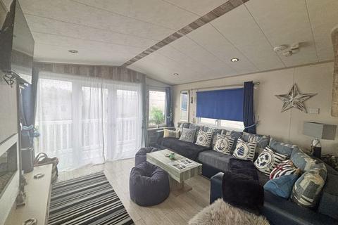 2 bedroom park home for sale, Doniford Bay, Watchet