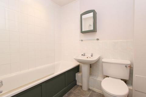 undefined, 19 Cotswold Way, Worcester Park