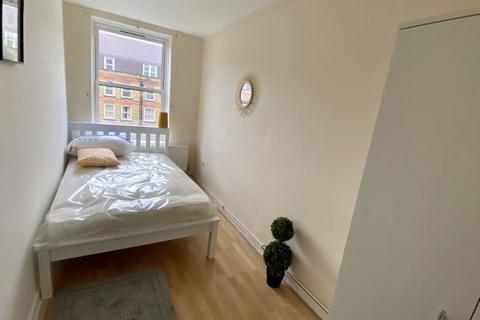 2 bedroom apartment for sale, Fulham Road, Fulham, London