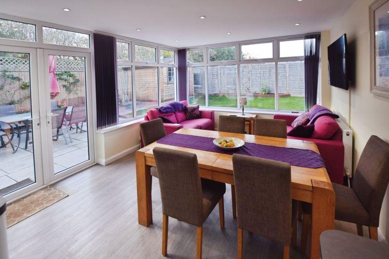 Family Room/Dining