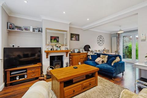 3 bedroom semi-detached house for sale, Tyzack Road, High Wycombe HP13