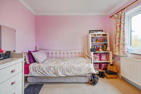 3 bedroom semi-detached house for sale, Tyzack Road, High Wycombe HP13