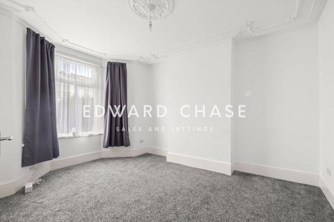 3 bedroom terraced house for sale, Kingston Road, Ilford, IG1