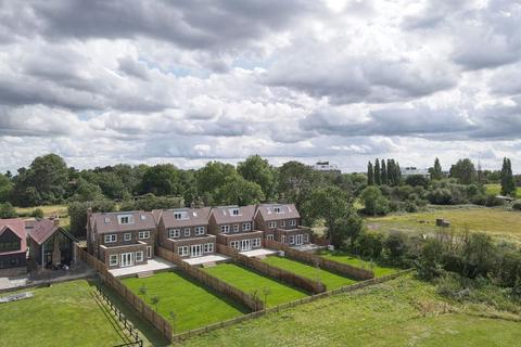 undefined, Grove Lane, Chigwell IG7