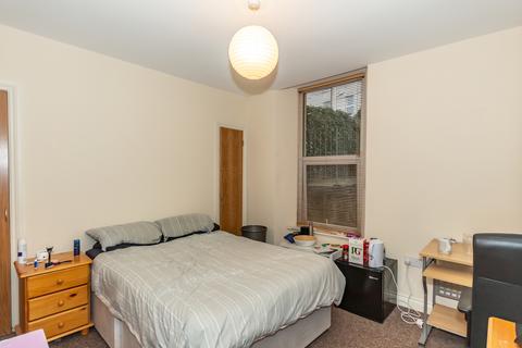 undefined, 81 Belgrave Road, TFF