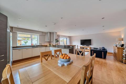4 bedroom detached house for sale, Broome Manor Lane, Broome Manor, Swindon, SN3