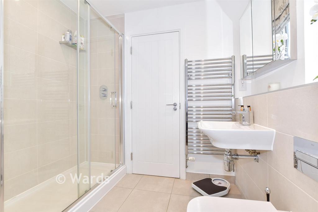 Jack And Jill Shower Room