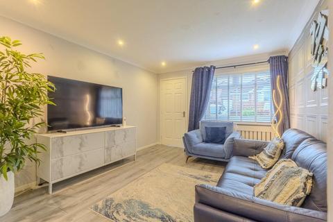 undefined, Dunellan Gardens, Glasgow, Moodiesburn, G69 0GE
