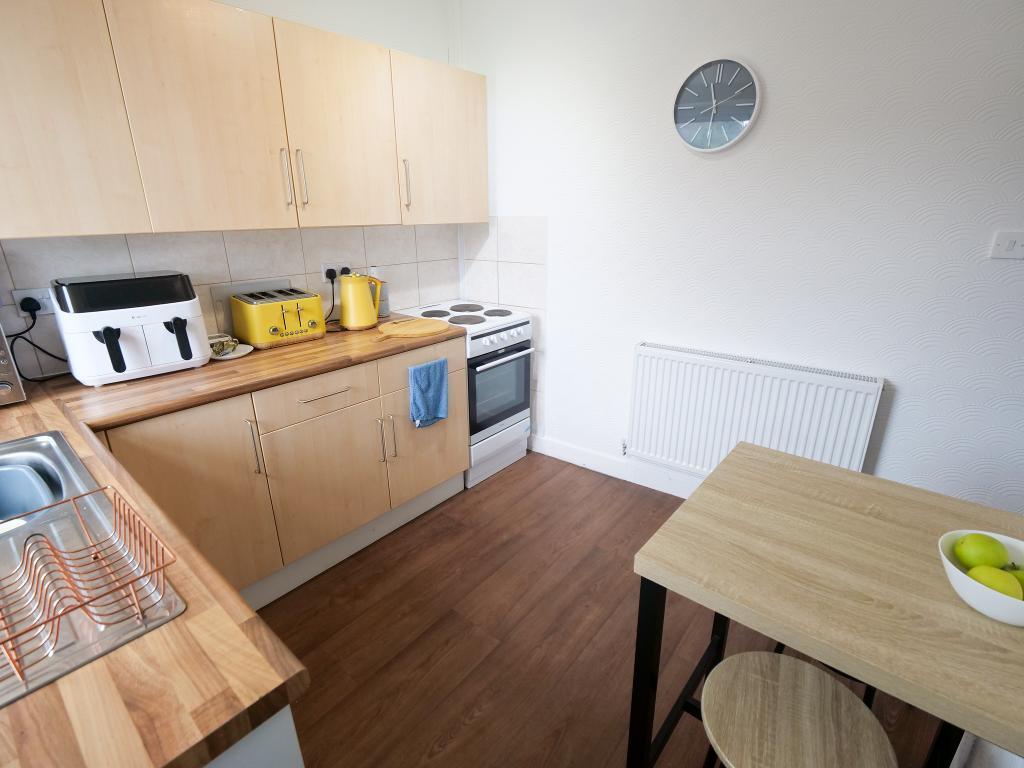 Kitchen Dual Aspect