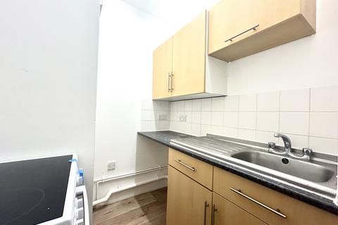undefined, Kings Road, Reading, Berkshire, RG1