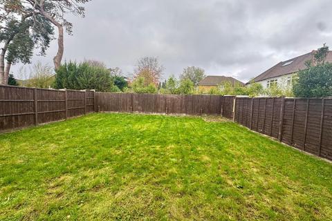 5 bedroom house to rent, Pennylets Green, Stoke Poges, Slough, Sl1 9at