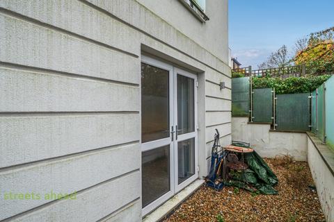 2 bedroom apartment to rent, Anerley Road, London, SE20