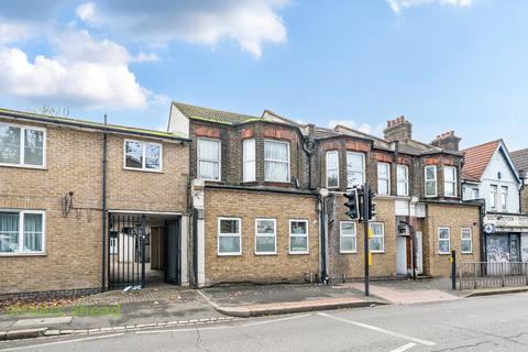 Flat 3, 30a Croham Road, South Croydon, CR2 7BA
