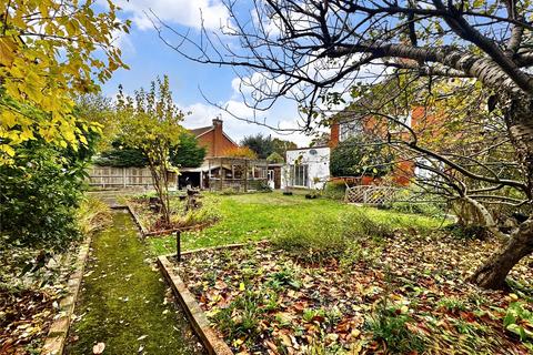 undefined, Farnborough Road, Farnborough, Hampshire