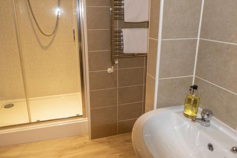 undefined, 10 Lipson Road, Flat 2