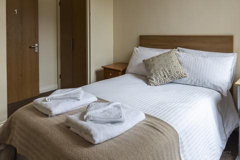 undefined, 10 Lipson Road, Flat 2