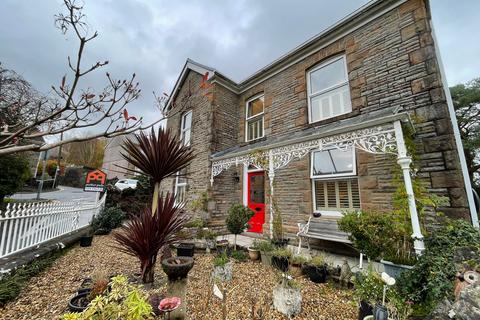 3 bedroom detached house for sale, Tanywern Lane, Ystalyfera, Swansea