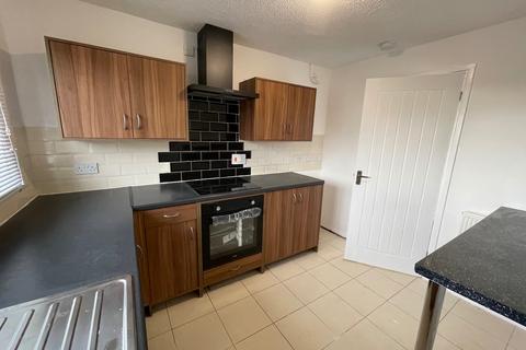 3 bedroom semi-detached house to rent, Heol Y Waun, Pontlliw, Swansea