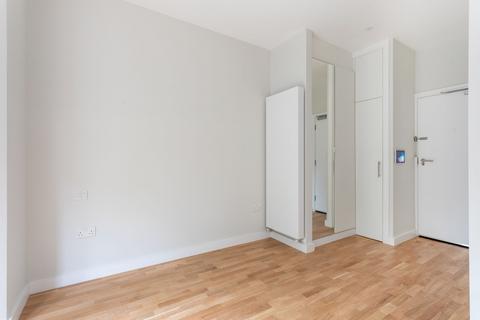 undefined, Flat 11 27 Cedar Road