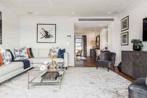 3 bedroom apartment to rent, Palace Wharf, Rainville Road, London W6