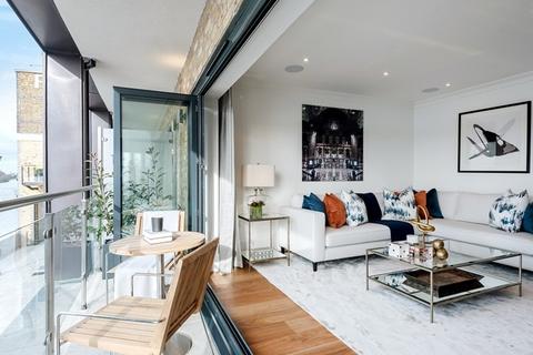 3 bedroom apartment to rent, Palace Wharf, Rainville Road, London W6