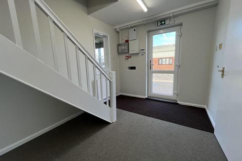Office to rent, 11-15 Schneider Business Park Felixstowe IP11 3SS