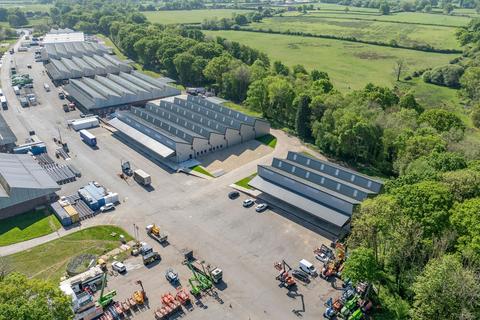 Warehouse to rent, Burnetts Ln Southampton SO30 2PA