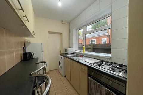 4 bedroom house to rent, Birmingham B29
