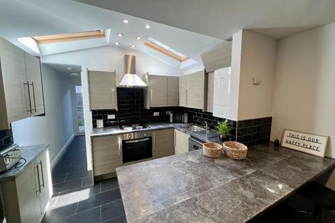 undefined, Birmingham B29