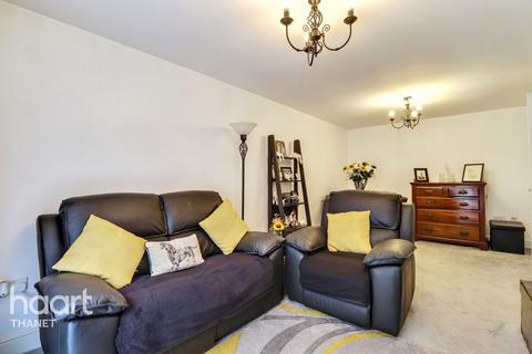 2 bedroom apartment for sale, Ashford Road, Canterbury