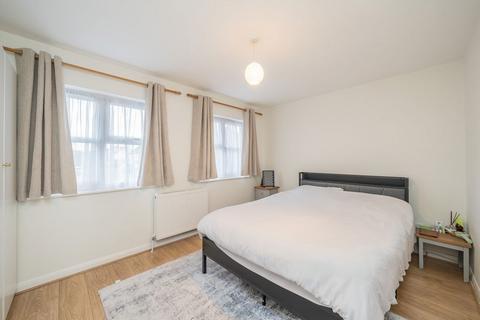 undefined, Garland Drive, Hounslow TW3