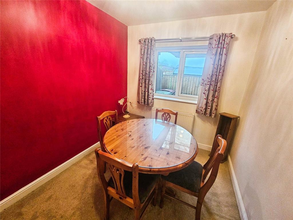 Dining Room/Bedroom