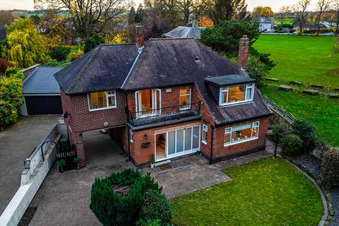 5 bedroom detached house for sale, Carleton Road, Pontefract, WF8