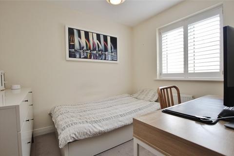 3 bedroom semi-detached house to rent, Brookwood Farm Drive, Woking GU21