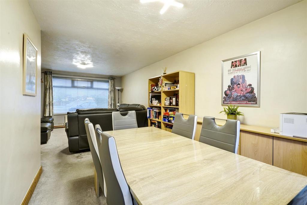 Through Lounge/Diner